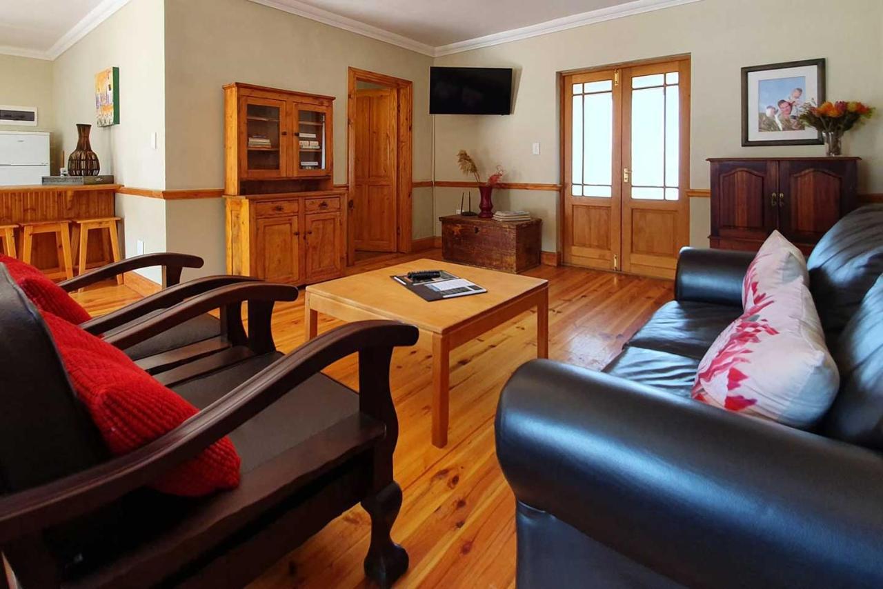 Berluda Farmhouse And Cottages Oudtshoorn Εξωτερικό φωτογραφία